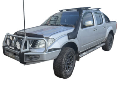 Nissan Navara D40 STX550 4x4 wrecking